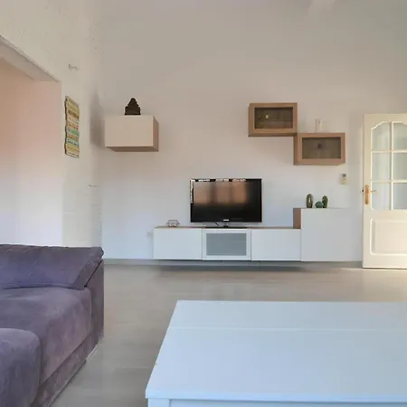 Spacious And Charming 500 Sqm Community Pool 800m Aguadulce Beach Aguadulce (Almeria)