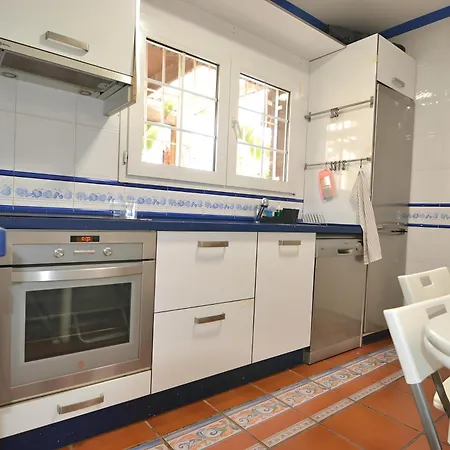 Spacious And Charming 500 Sqm Community Pool 800m Aguadulce Beach