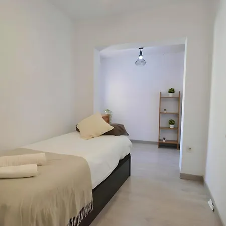 Spacious And Charming 500 Sqm Community Pool 800m Aguadulce Beach *